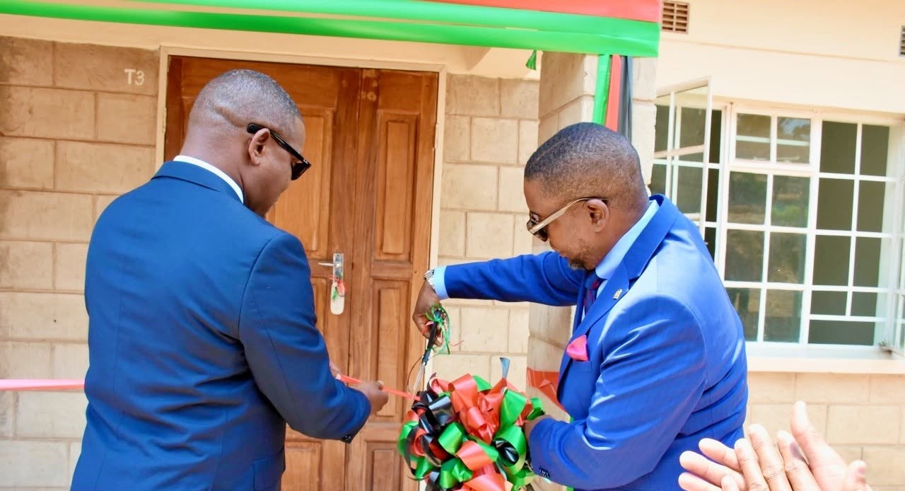Government hands over 40 staff houses to Malawi Defence Force  MDF at Mvera